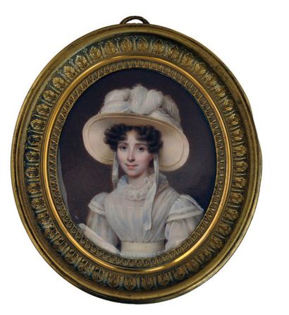 ÉCOLE FRANCAISE, vers 1820 Portrait de femme en robe et chapeau blanc Miniature ovale...