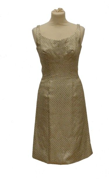 null JACQUES HEIM - Paris: Robe en lamé or, circa 60