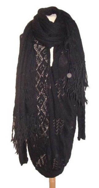  6 PIECES : Y'S : Robe maxi longue en laine tricotée noire. KANSAI INTERNATIONAL...