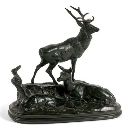 Antoine Louis Barye (1796-1875) Cerf et biches.
Epreuve en bronze à patine verte....