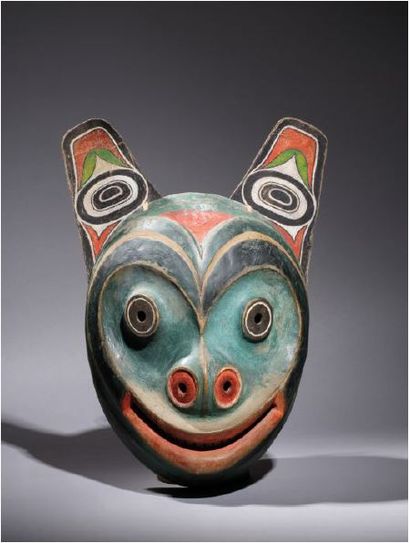 null IND028 - MASQUE OURS Tlingit, "Bear Face" 

1965-1975

Bois, cuir et pigments

28...