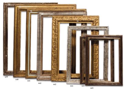 null Deux CADRES en bois mouluré, doré et argenté.
Italie, fin du XIXème siècle.
48,5...