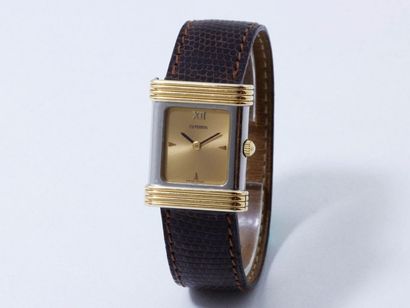 OJ PERRIN Montre bracelet de dame en acier et doublé or 750 millièmes, cadran doré...