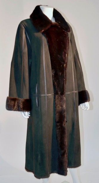 null ROBERT BEAULIEU: Manteau réversible en peau noir et vison dark