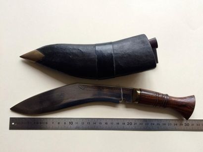 null Népal



Népal, couteau ancien, kukri Rojpace, 31 cm, lame 21 cm, forgée et...