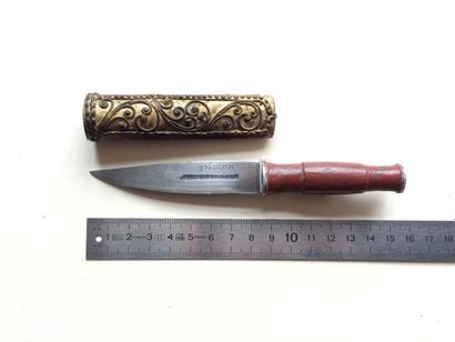 null Viet-Nam



Viet-Nam, couteau ancien, parang, Droit, 15 cm, lame forgée 9 cm,...