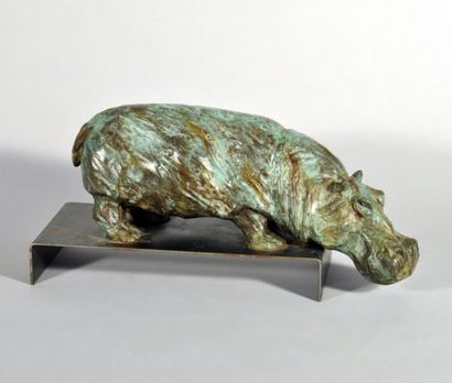BRACKE Michael Hippopotame Bronze à patine verte, monogrammé et numéroté 2/5, fonderie...