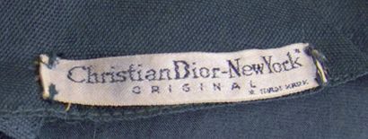 null CHRISTIAN DIOR, New-York, Original : ROBE de COCKTAIL en soie noire. Années...