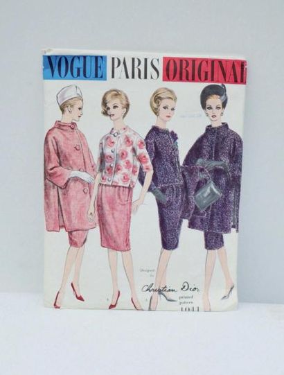 null VOGUE PATRON ORIGINAL: Christian Dior, Patron Tailleur Cape (complet), année...