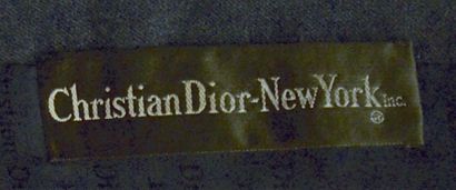 null CHRISTIAN DIOR, New-York, INC : TAILLEUR TROIS PIECES : veste, ceinture drapée...