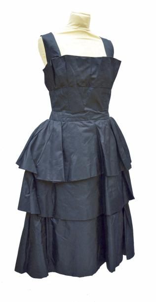 null SUZANNE TALBOT: ROBE de COCKTAIL en taffetas noir, Années 1950