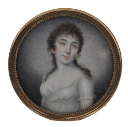 ÉCOLE SCANDINAVE vers 1800 Portrait de femme en robe de mousseline Miniature ronde...