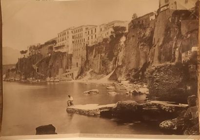 null ITALIE. Réunion de 31 photographies en tirage argentique du XIXe siècle par...