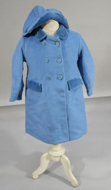 ANONYME: Manteau d'enfant anglais en laine...