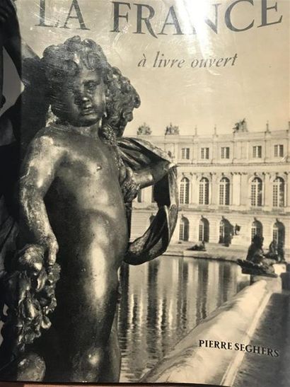 null FRANCE (La) à Livre Ouvert, Paris, Seghers, 1954 ; in-4 demi-chag; vert foncé...