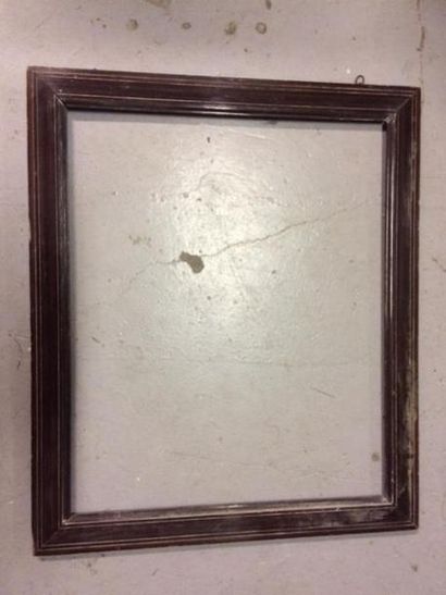 null BAGUETTE immitation palissandre et filets, XIXème siècle 
57,5 x 46,5 cm 
(en...