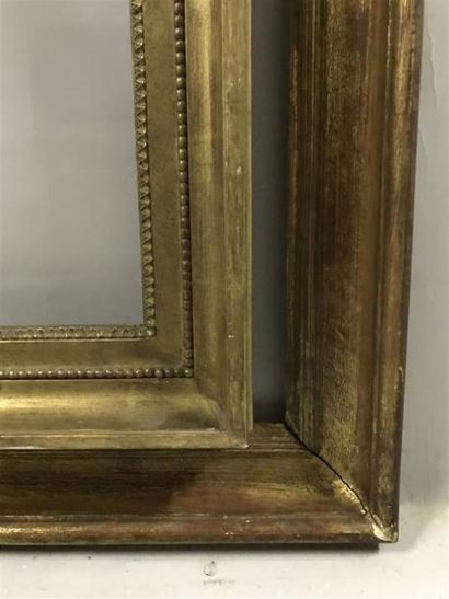 null Deux CADRES en bois doré, un de style Louis. XXème siècle. -45 x 37 x 6,5 c...