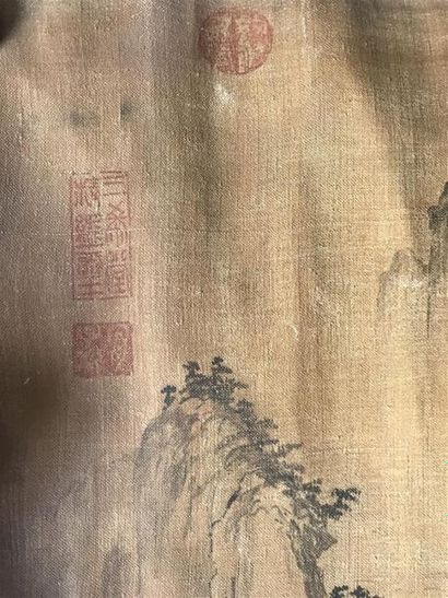 null ROULEAU peint d'un paysage d'aprés une oeuvre classique chinoise
Longueur :...