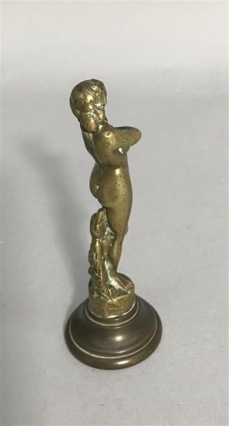 null FEMME nue en bronze, vers 1900
Hauteur : 9,2 cm 