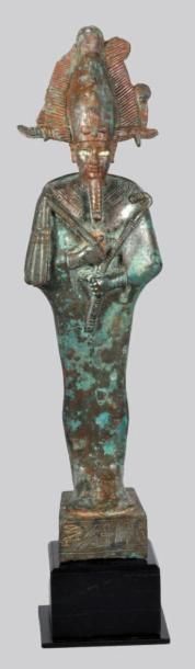 STATUETTE d'Osiris, représenté dans son suaire,...
