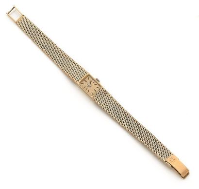 null OMEGA,
BRACELET MONTRE de dame en or (750)
Poids: 35.2 g. Long : 16.5 cm