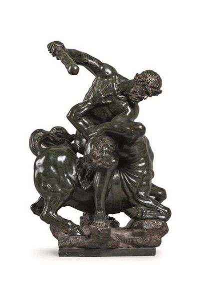 null GROUPE en serpentine représentant Hercule et le Centaure Nessus 
XIXème siècle...