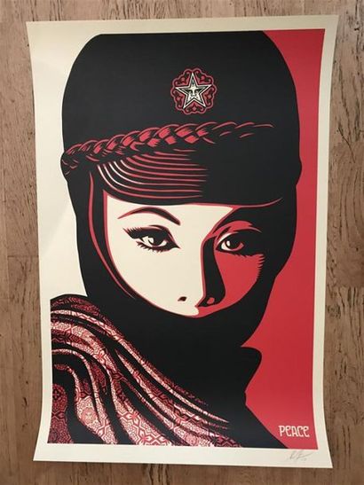 null Shepard Fairey dit OBEY (1970)
Mujer Fatale, 2017
Sérigraphie sur papier signée...