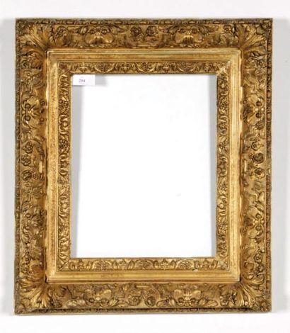 null CADRE en bois et stuc dorés de style Louis XIV. Epoque Napoléon III. 31 x 39...