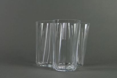  AALTO Alvar (1898 - 1976). Vase de forme libre modèle 