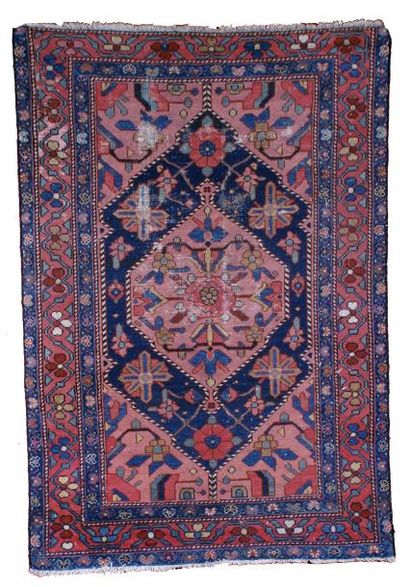 null Ancien Tapis MALAYER (Perse) vers 1930 (usures). 149 x 103 cm