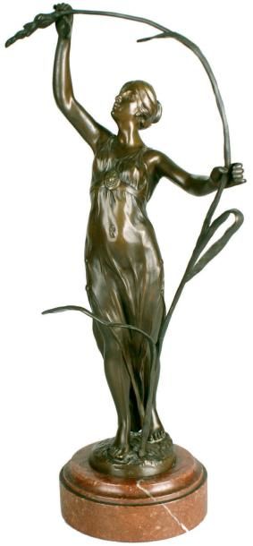 Léon BUREAU - 1866-1906 JEUNE FEMME AU ROSEAU Épreuve en bronze brun clair nuancé,...