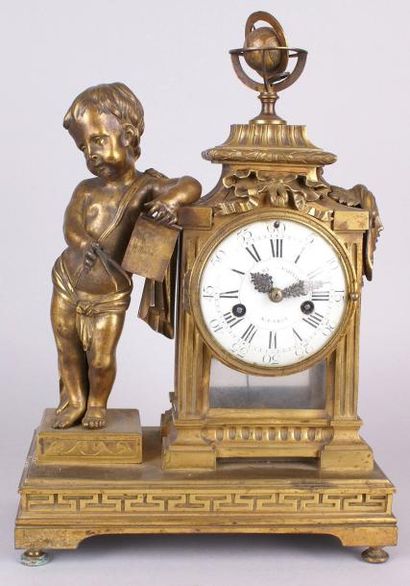 null Pendule borne en bronze d'époque Louis XVI, flanquée d'un amour astronome et...