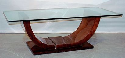 null TABLE BASSE 1930, piétement en berceau. Haut. 47 cm - Larg. 143 cm - Prof. 70...