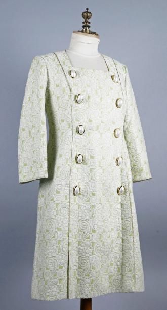Annie CORVALL ROBE en façonné de toile verte brochée de laine blanche et lamé doré,...