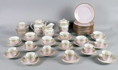 null 1 - SERVICE À THÉ ET À CAFÉ en porcelaine de Paris d'époque XIXe siècle à motif...
