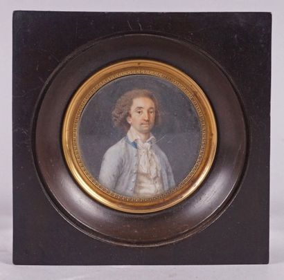 Ecole FRANÇAISE, vers 1780 PORTRAIT D'HOMME PORTANT UNE LAVALLIÈRE Miniature sur...
