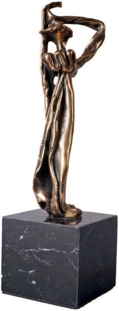Salvador DALI - 1904-1989 DULCINÉ Épreuve en bronze à patine dorée signée et numérotée...
