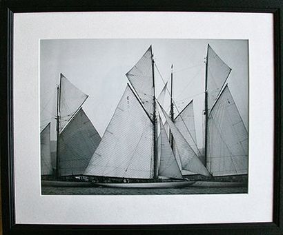 null VIEUX GRÉEMENTS EN RÉGATE Tirage noir et blanc. Années 1950. 25 x 33,5 cm