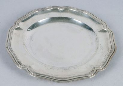 null PLAT ROND modèle filet contour en argent.
Poinçon Minerve.
Orfèvre Ernest PROST.
D.:...