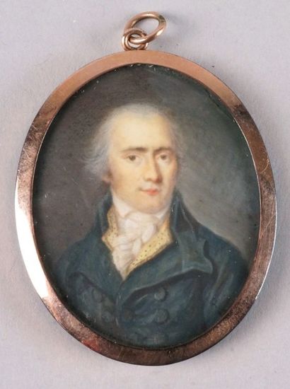 ÉCOLE ANGLAISE, vers 1790 
PORTRAIT D'HOMME AU GILET JAUNE Gouache ovale, miniature.
5,5...