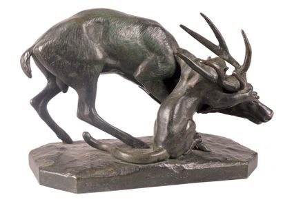 Antoine-Louis BARYE - 1796-1875 PANTHÈRE SAISISSANT UN CERF
Groupe en bronze à patine...