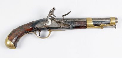 null Pistolet d'arçon à silex modèle 1774/1775. Canon daté «75». Platine gravée «Manufre...