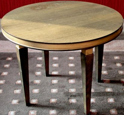 null Table basse ronde H44 X D60 cm
Structure hêtre massif