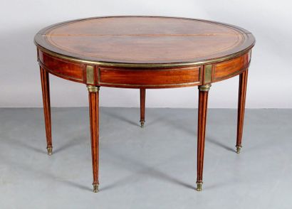 null TABLE DEMI-LUNE d'époque Louis XVI en placage d'acajou et bois naturel ornée...