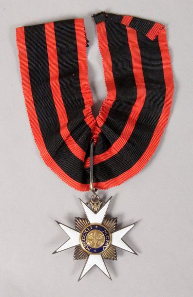 null VATICAN ORDRE DE SAINT SYLVESTRE, créé en 1841. Croix de commandeur en vermeil...