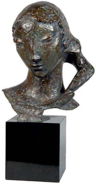 Georges OUDOT - 1928-2004 LA SIRÈNE
Bronze à patine brune signée numérotée.
Cachet...