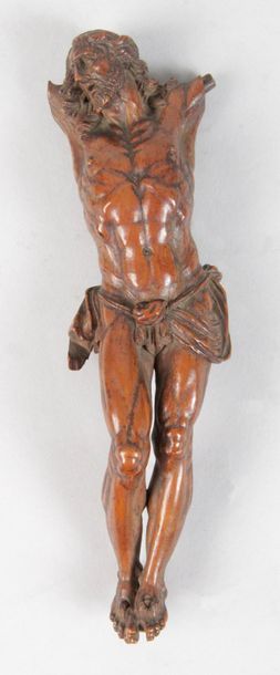 France XVIIIe siècle 
CHRIST en buis sculpté.
(Manquent les bras).
H.: 18 cm