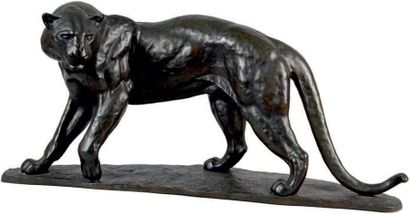 Irénée ROCHARD - 1906-1984 LA LIONNE
Bronze à patine brune signé,
ÉPREUVE d'édition.
Haut.:...