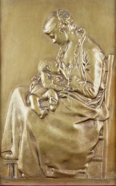 Alexandre CHARPENTIER - 1856-1909 MATERNITÉ Bas-relief d'édition en bronze doré,...