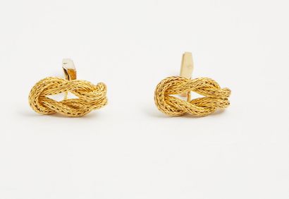 null 275 LALAOUNIS: Pair of cufflinks in the form of knots


12.8g